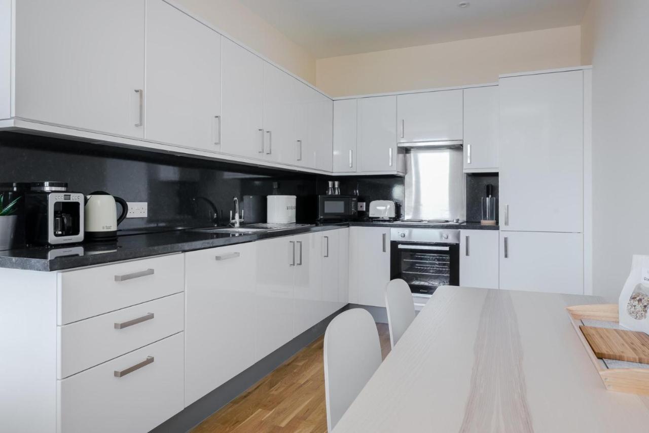 Panorama Apartments By Mesh Accommodation Short & Long Term Lets Ashford For Contractors Or Corporate Stays Exterior photo